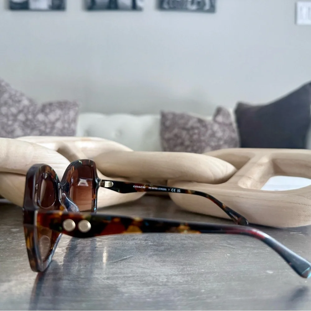 NEW Coach Women's Multi-Color Tortoise Sunglasses CW225 - Picture 3 of 10
